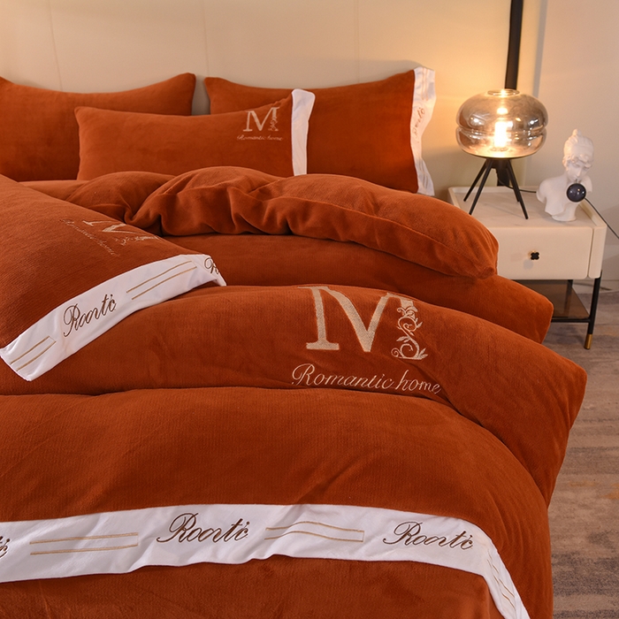 91家纺网 家纺一手货源 找家纺 大米家居 2025新款宽边刺绣牛奶绒四件套-罗曼蒂克系列 罗曼蒂克-奶油橙