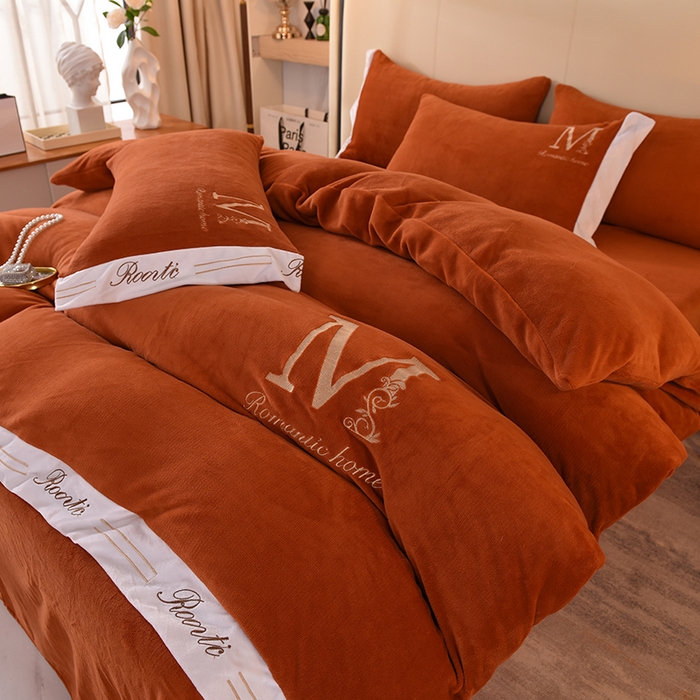 91家纺网 家纺一手货源 找家纺 大米家居 2025新款宽边刺绣牛奶绒四件套-罗曼蒂克系列 罗曼蒂克-奶油橙