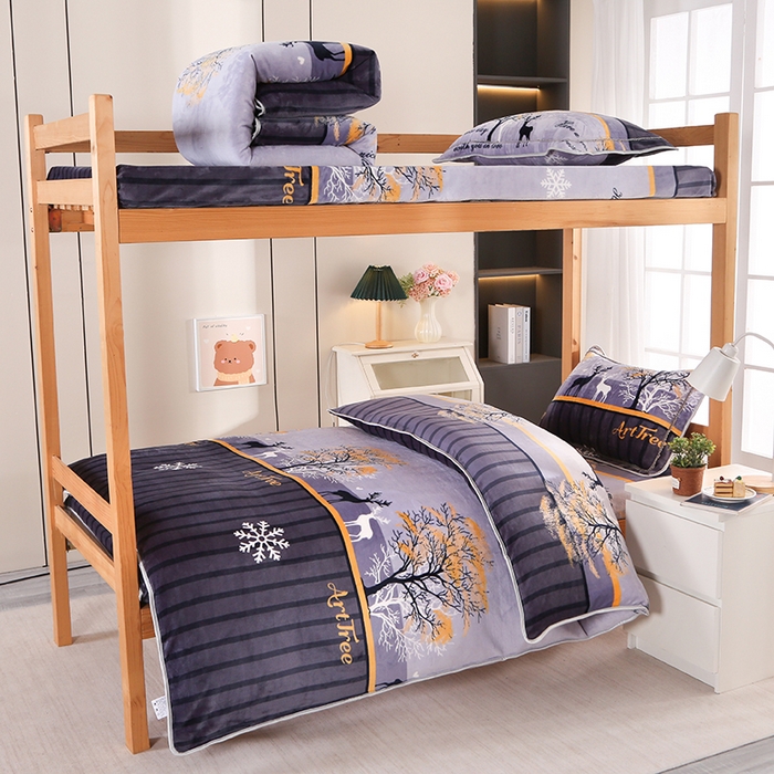 91家纺网 家纺一手货源 找家纺 雨洋家纺 2025新款学生季加厚保暖牛奶绒金貂绒婴儿宝宝学生三件套 一鹿有你