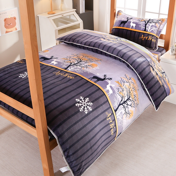 91家纺网 家纺一手货源 找家纺 雨洋家纺 2025新款学生季加厚保暖牛奶绒金貂绒婴儿宝宝学生三件套 一鹿有你