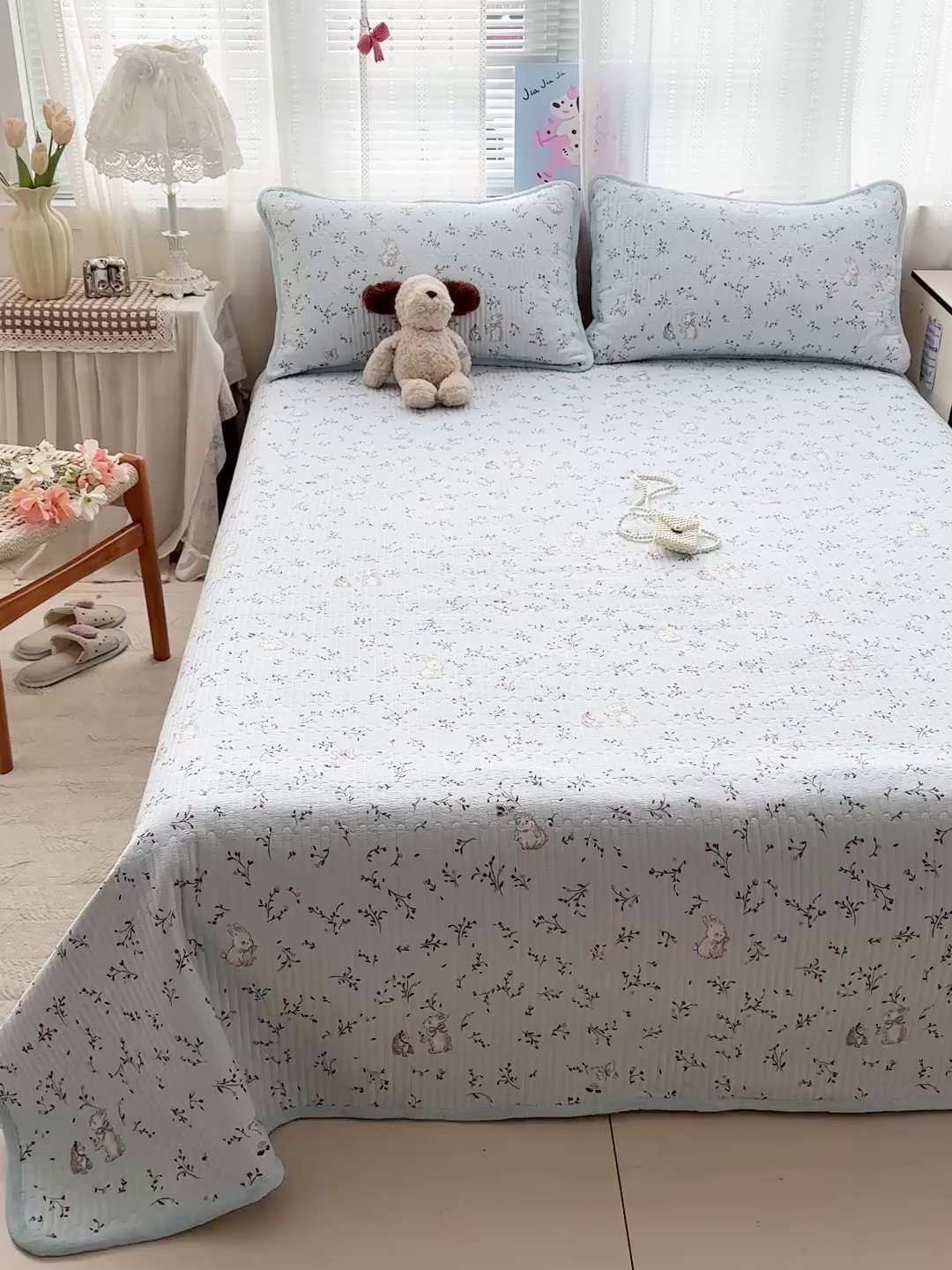 91家纺网 家纺一手货源 找家纺 恒尚居 2026新款A双层纱B牛奶绒床盖双面两用夹棉床单学生床垫床褥子 刺猬与兔【A双层纱-B牛奶绒】