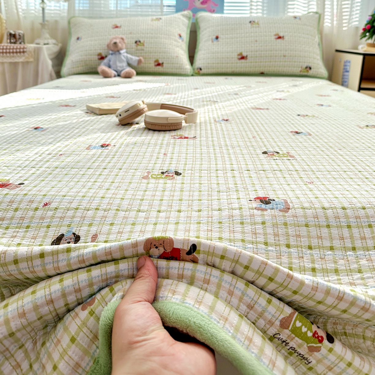 91家纺网 家纺一手货源 找家纺 恒尚居 2026新款A双层纱B牛奶绒床盖双面两用夹棉床单学生床垫床褥子 大笨狗【A双层纱-B牛奶绒】