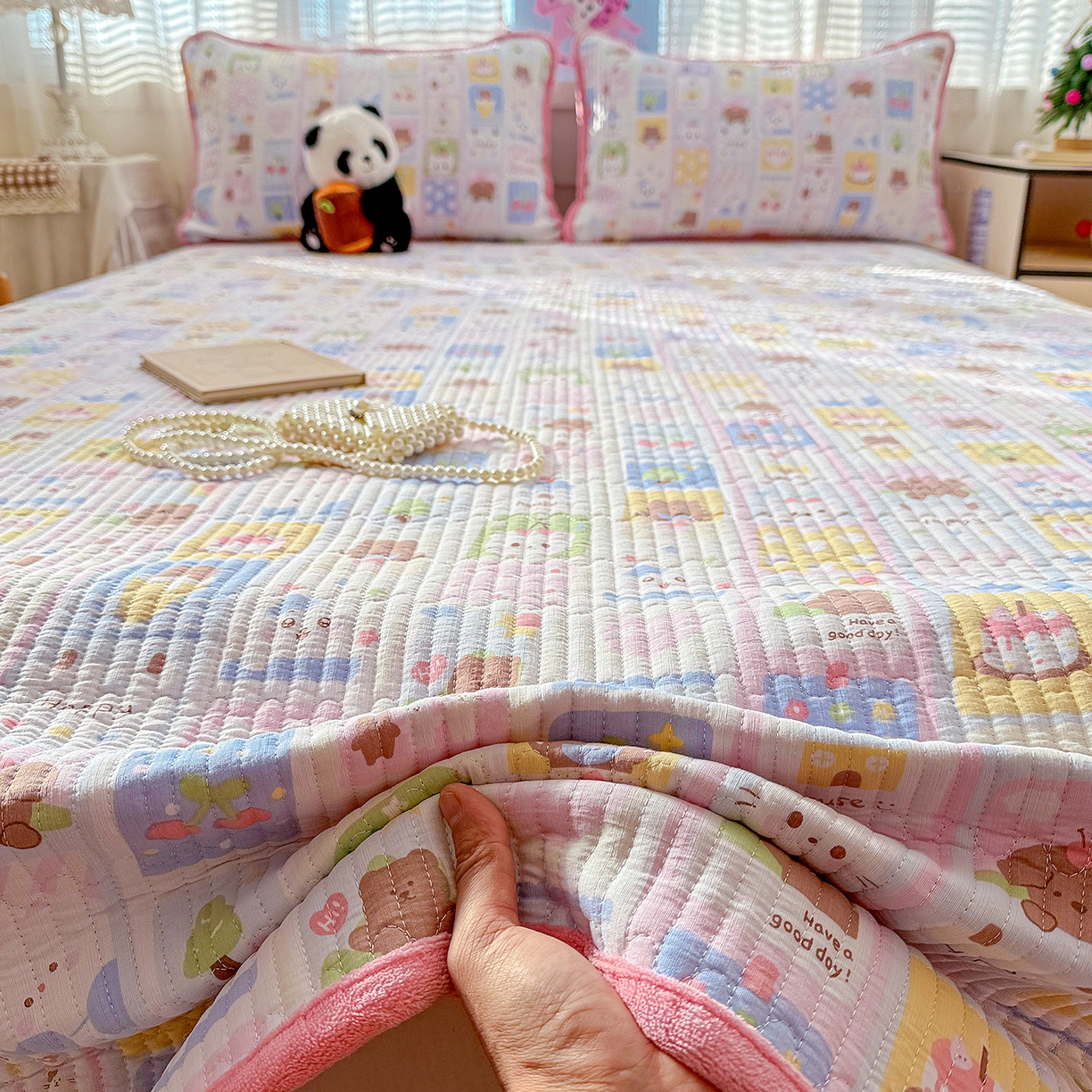 91家纺网 家纺一手货源 找家纺 恒尚居 2026新款A双层纱B牛奶绒床盖双面两用夹棉床单学生床垫床褥子 动物世界【A双层纱-B牛奶绒】