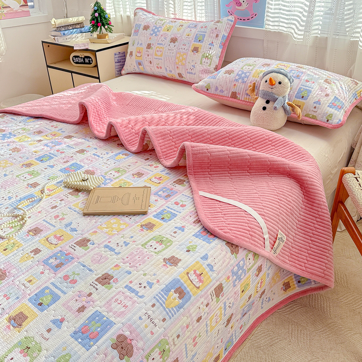 91家纺网 家纺一手货源 找家纺 恒尚居 2026新款A双层纱B牛奶绒床盖双面两用夹棉床单学生床垫床褥子 动物世界【A双层纱-B牛奶绒】