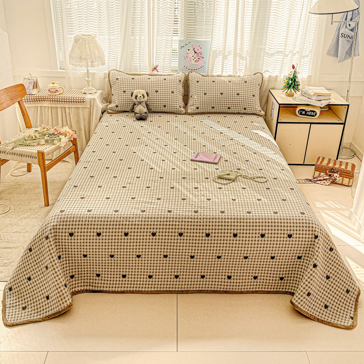 91家纺网 家纺一手货源 找家纺 恒尚居 2026新款A双层纱B牛奶绒床盖双面两用夹棉床单学生床垫床褥子 焦糖爱心【A双层纱-B牛奶绒】