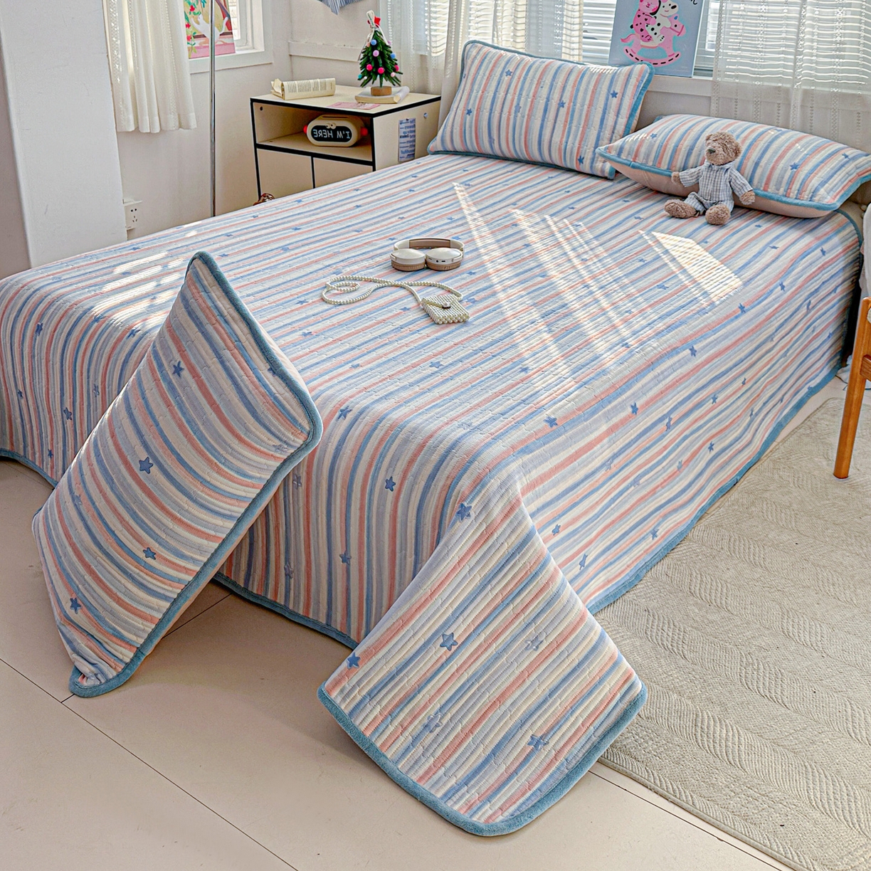 91家纺网 家纺一手货源 找家纺 恒尚居 2026新款A双层纱B牛奶绒床盖双面两用夹棉床单学生床垫床褥子 满天星【A双层纱-B牛奶绒】