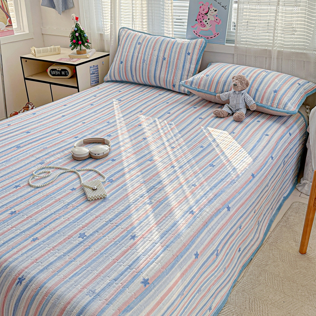 91家纺网 家纺一手货源 找家纺 恒尚居 2026新款A双层纱B牛奶绒床盖双面两用夹棉床单学生床垫床褥子 满天星【A双层纱-B牛奶绒】