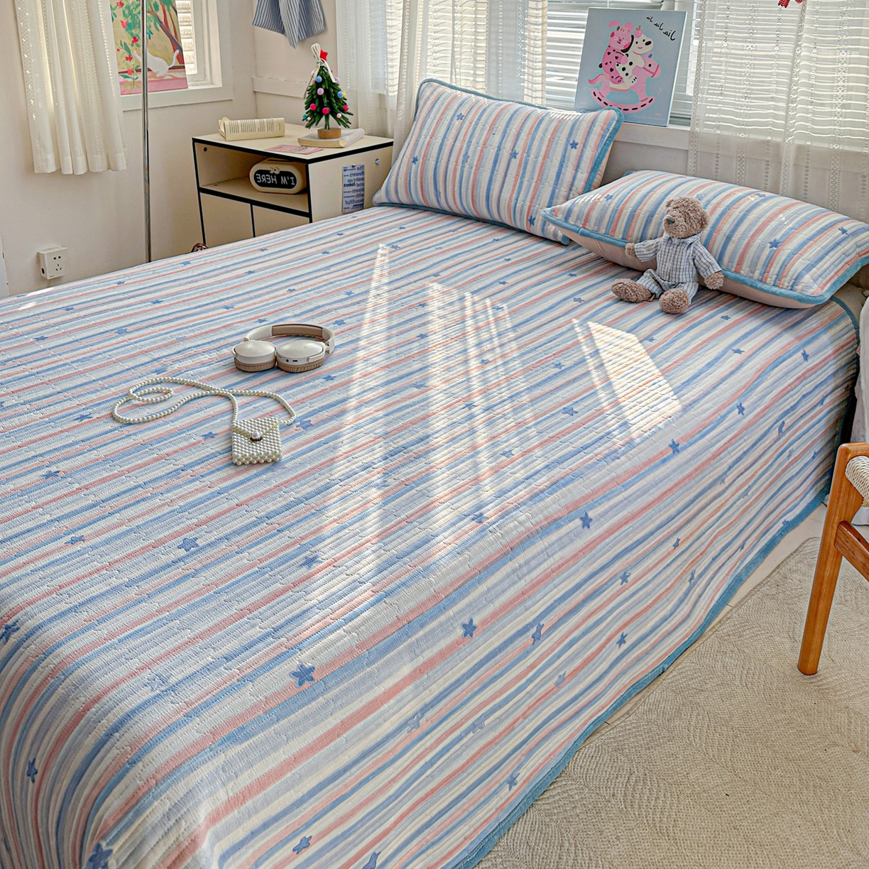 91家纺网 家纺一手货源 找家纺 恒尚居 2026新款A双层纱B牛奶绒床盖双面两用夹棉床单学生床垫床褥子 满天星【A双层纱-B牛奶绒】