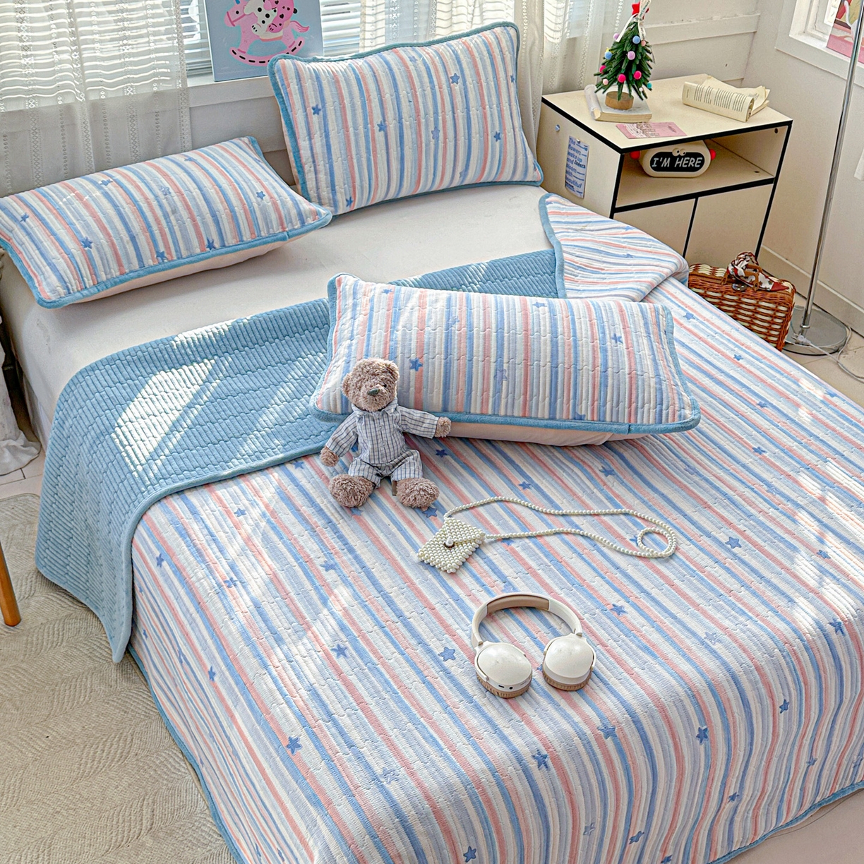 91家纺网 家纺一手货源 找家纺 恒尚居 2026新款A双层纱B牛奶绒床盖双面两用夹棉床单学生床垫床褥子 满天星【A双层纱-B牛奶绒】