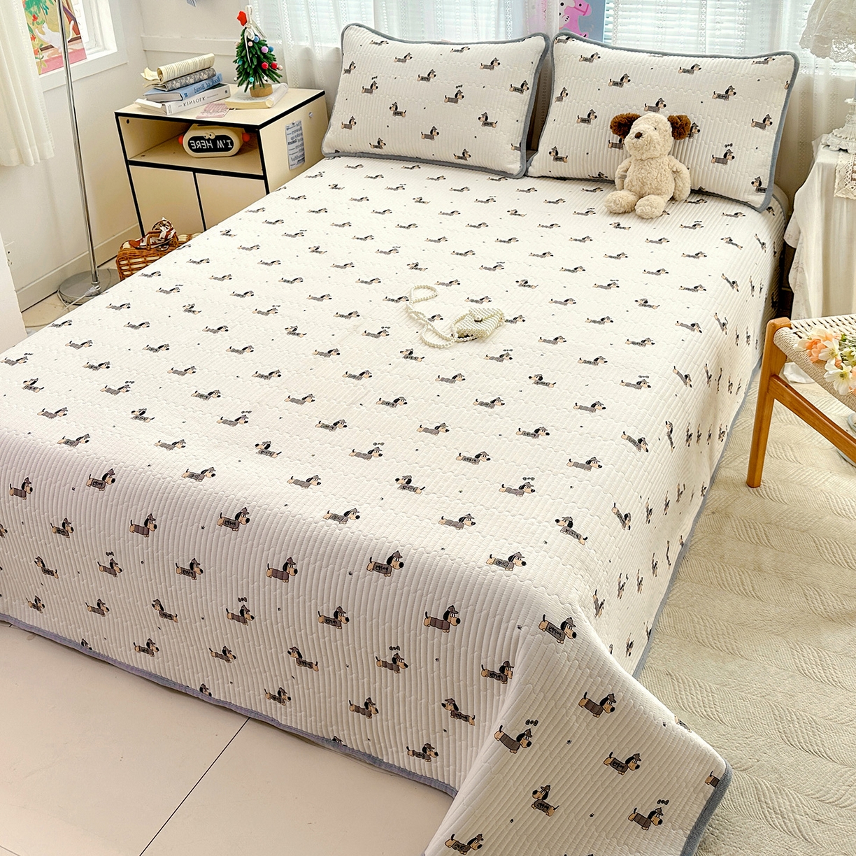 91家纺网 家纺一手货源 找家纺 恒尚居 2026新款A双层纱B牛奶绒床盖双面两用夹棉床单学生床垫床褥子 奇奇狗【A双层纱-B牛奶绒】