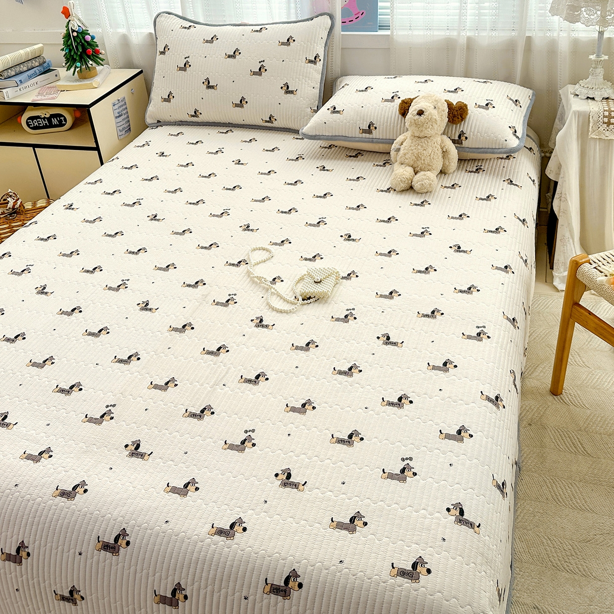 91家纺网 家纺一手货源 找家纺 恒尚居 2026新款A双层纱B牛奶绒床盖双面两用夹棉床单学生床垫床褥子 奇奇狗【A双层纱-B牛奶绒】