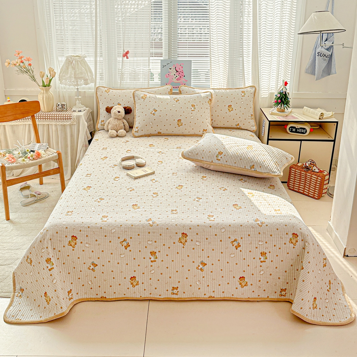 91家纺网 家纺一手货源 找家纺 恒尚居 2026新款A双层纱B牛奶绒床盖双面两用夹棉床单学生床垫床褥子 晚安小熊【A双层纱-B牛奶绒】