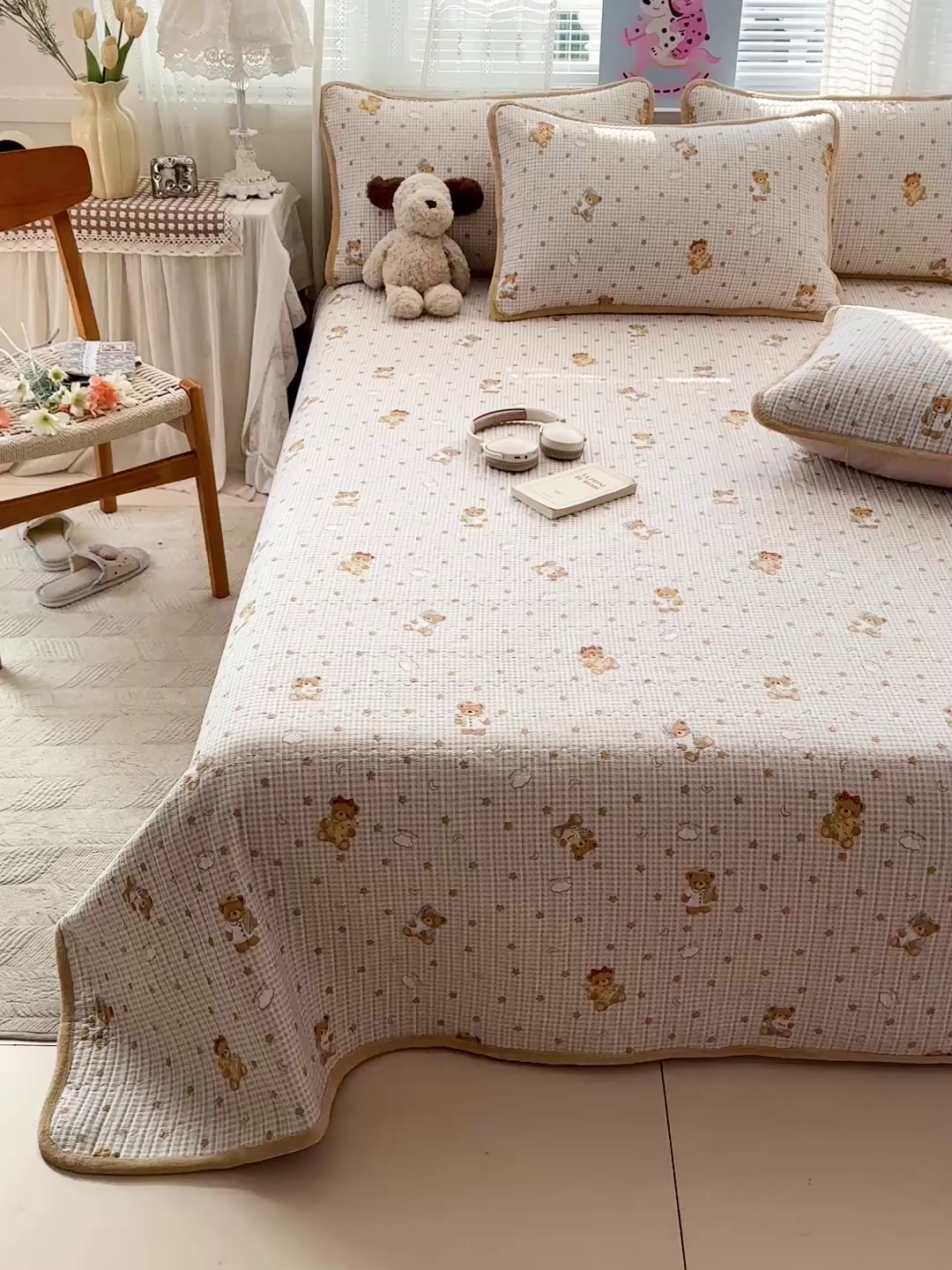 91家纺网 家纺一手货源 找家纺 恒尚居 2026新款A双层纱B牛奶绒床盖双面两用夹棉床单学生床垫床褥子 晚安小熊【A双层纱-B牛奶绒】