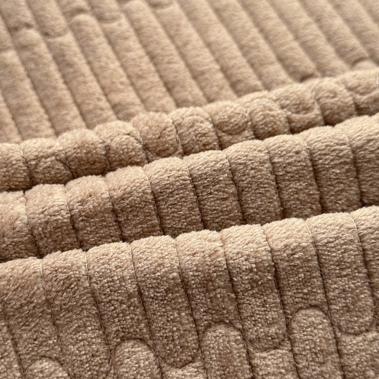 91家纺网 家纺一手货源 找家纺 恒尚居 2026新款A双层纱B牛奶绒床盖双面两用夹棉床单学生床垫床褥子 小碎花【A双层纱-B牛奶绒】