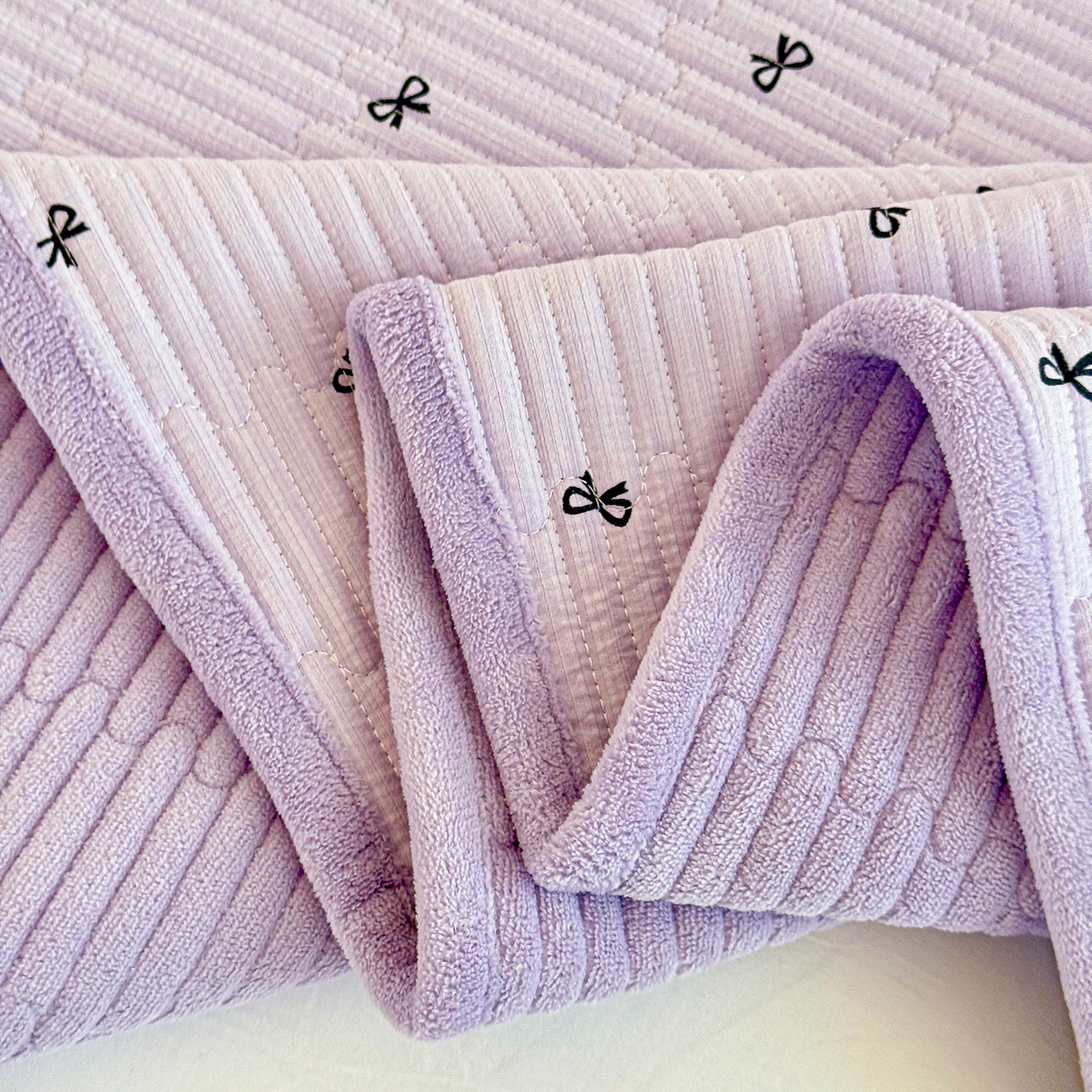 91家纺网 家纺一手货源 找家纺 恒尚居 2026新款A双层纱B牛奶绒床盖双面两用夹棉床单学生床垫床褥子 紫萱【A双层纱-B牛奶绒】