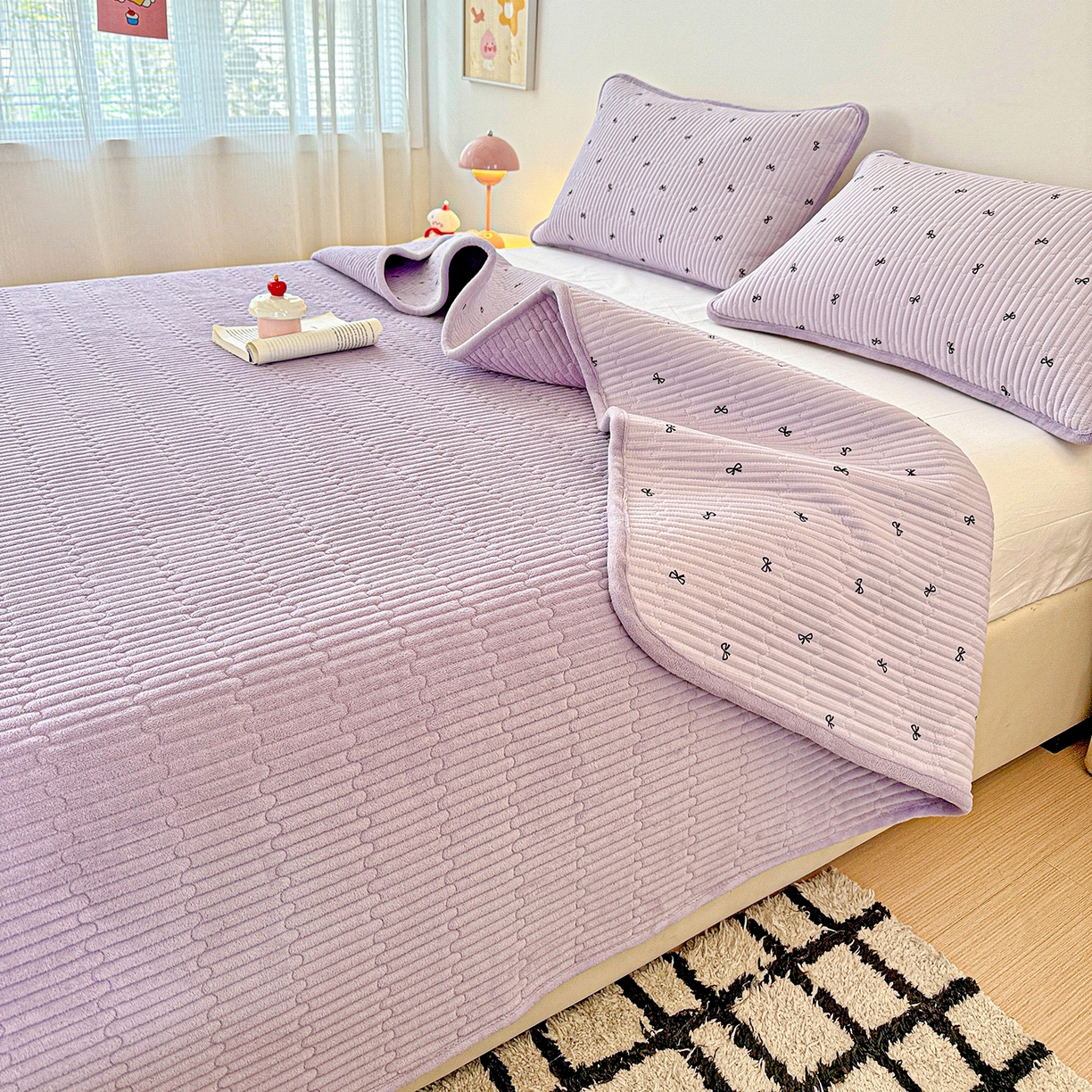 91家纺网 家纺一手货源 找家纺 恒尚居 2026新款A双层纱B牛奶绒床盖双面两用夹棉床单学生床垫床褥子 紫萱【A双层纱-B牛奶绒】