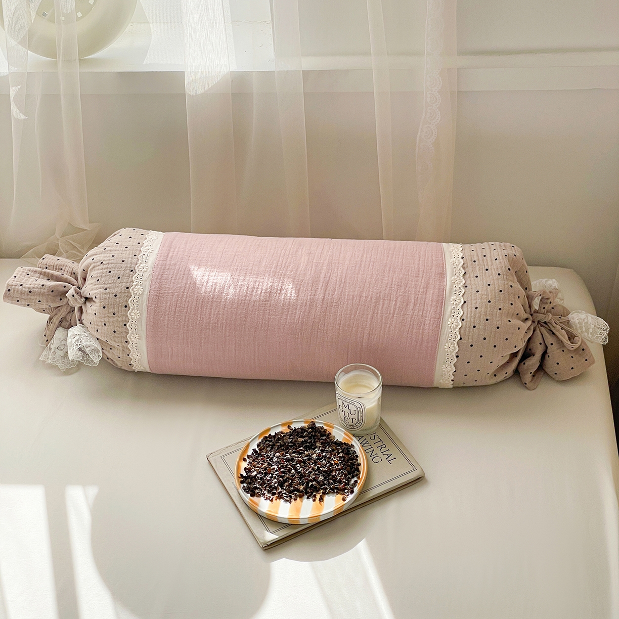 91家纺网 家纺一手货源 找家纺 （总）亦帆枕芯 2025新款多功能枕糖果形荞麦颈椎抱枕透气新生儿侧睡枕枕头枕芯