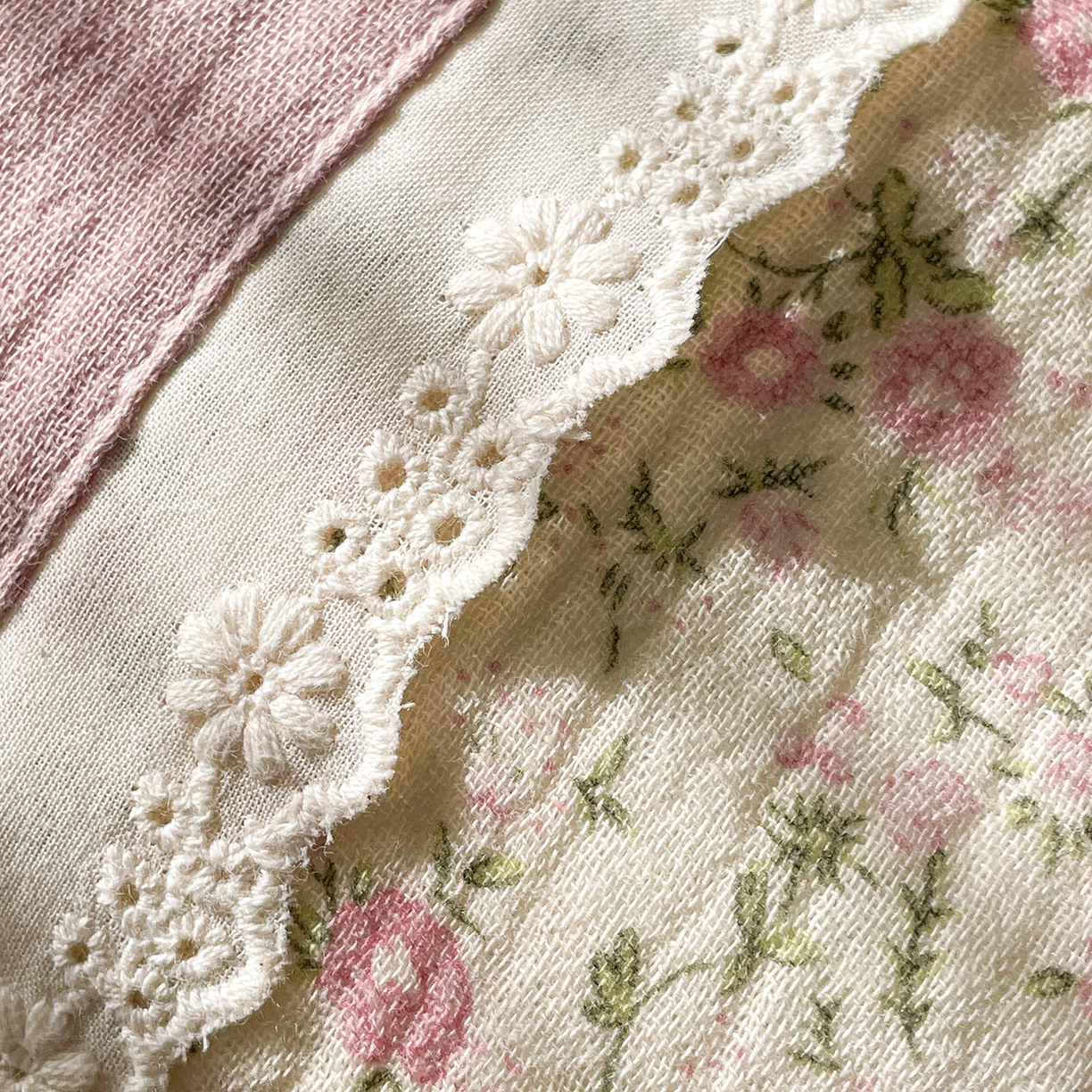 91家纺网 家纺一手货源 找家纺 亦帆枕芯 2025新款多功能枕糖果形荞麦颈椎抱枕透气新生儿侧睡枕枕头枕芯 香芋紫-全棉糖果枕