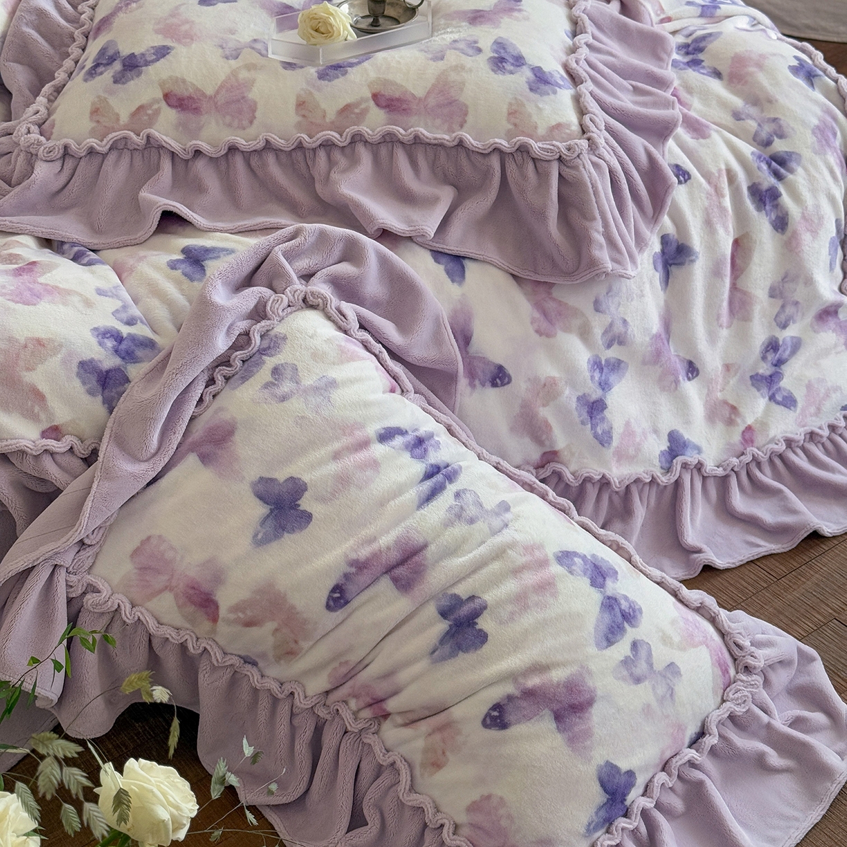 91家纺网 家纺一手货源 找家纺 （总）多乐娜 2025新款高克重260g全消光牛奶绒数码印花法式油画风高端款四件套-安妮（会员-20）控价最低368起