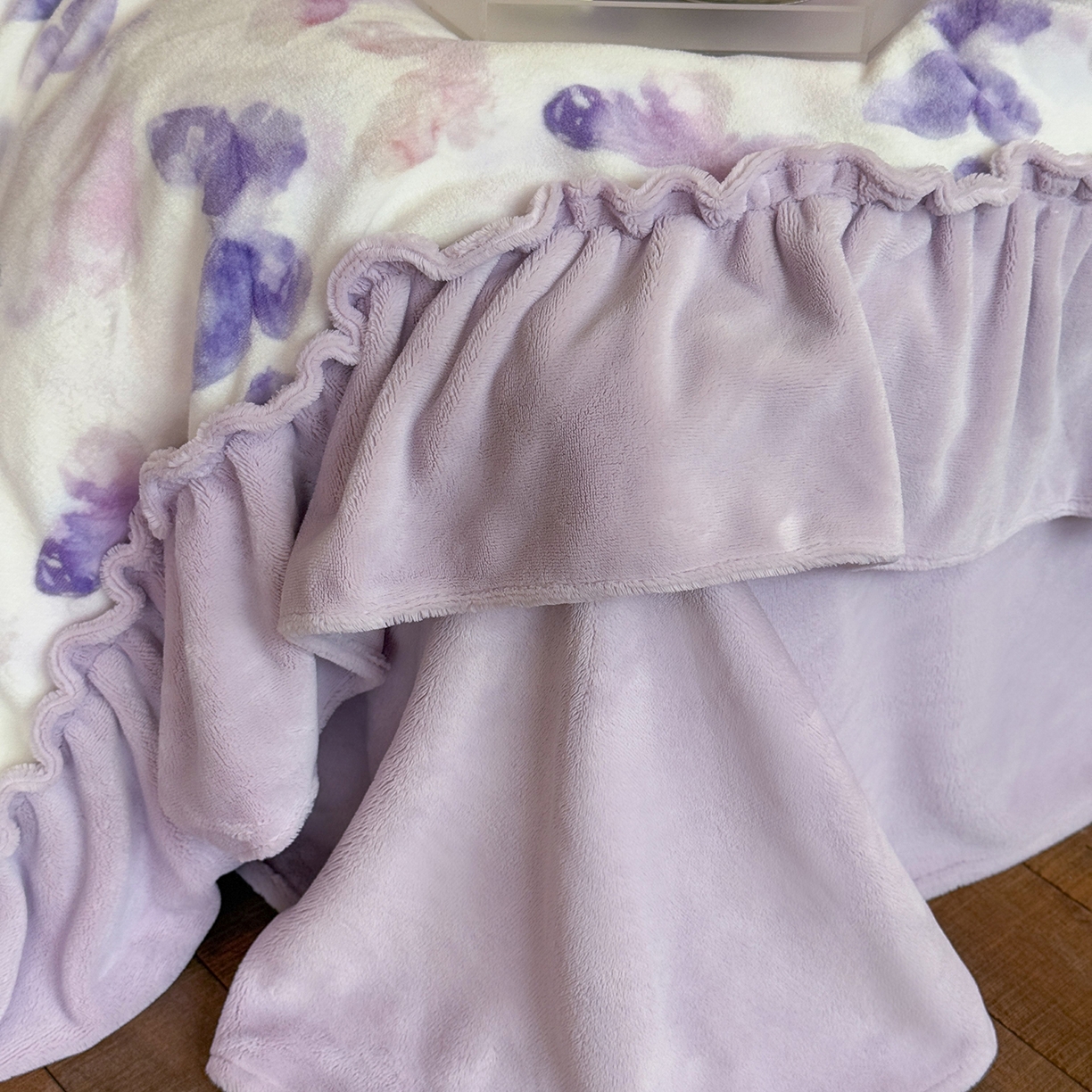 91家纺网 家纺一手货源 找家纺 （总）多乐娜 2025新款高克重260g全消光牛奶绒数码印花法式油画风高端款四件套-安妮（会员-20）控价最低368起