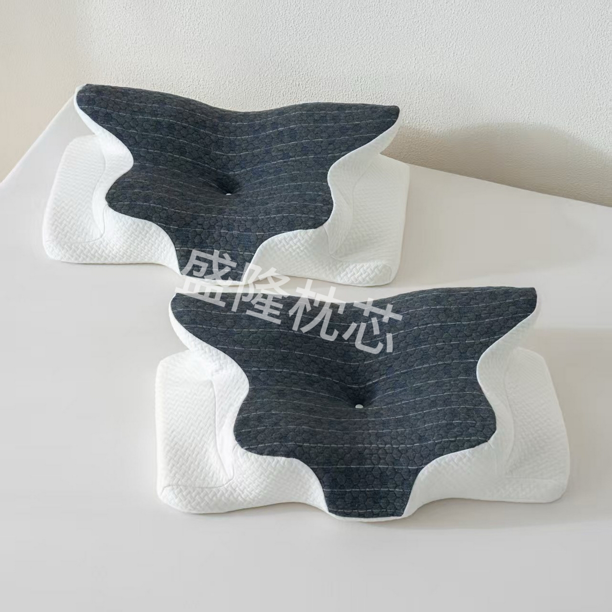 91家纺网 家纺一手货源 找家纺 （总）盛隆 2025新款超导石墨烯蝶形记忆枕护颈枕枕头枕芯跨境直播礼品采购