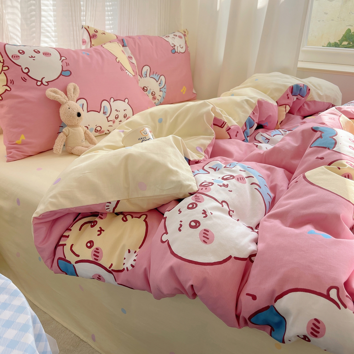 91家纺网 家纺一手货源 找家纺 耀悦家纺 2026新款正版授权吉伊卡哇全棉纯棉四件套单被套枕套 捣蛋莫莫咖