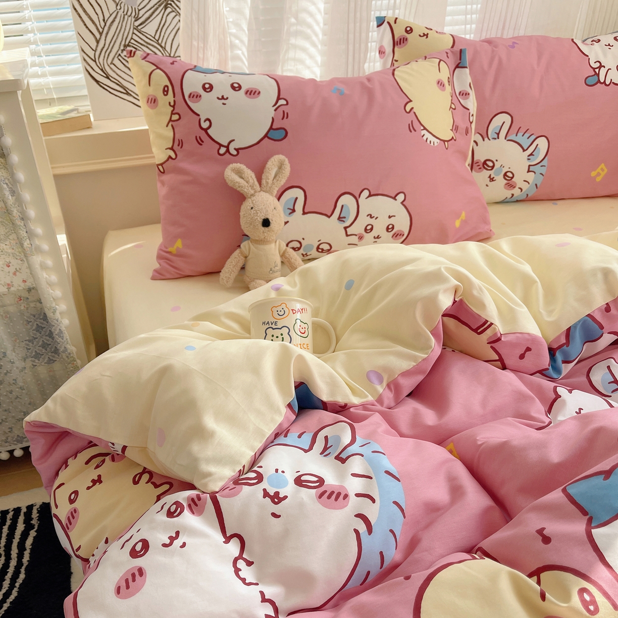 91家纺网 家纺一手货源 找家纺 耀悦家纺 2026新款正版授权吉伊卡哇全棉纯棉四件套单被套枕套 捣蛋莫莫咖