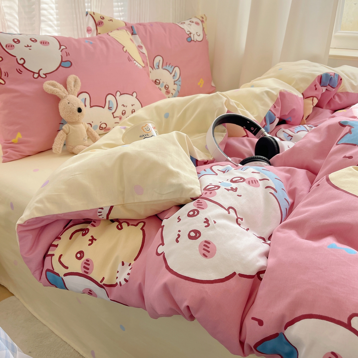 91家纺网 家纺一手货源 找家纺 耀悦家纺 2026新款正版授权吉伊卡哇全棉纯棉四件套单被套枕套 捣蛋莫莫咖