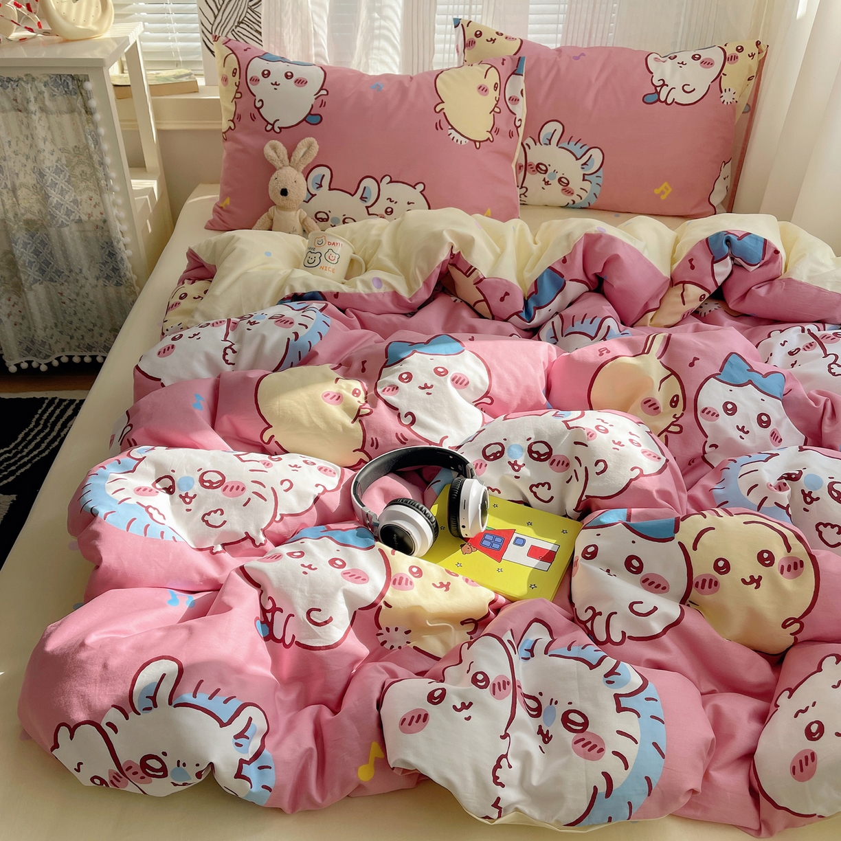 91家纺网 家纺一手货源 找家纺 耀悦家纺 2026新款正版授权吉伊卡哇全棉纯棉四件套单被套枕套 捣蛋莫莫咖