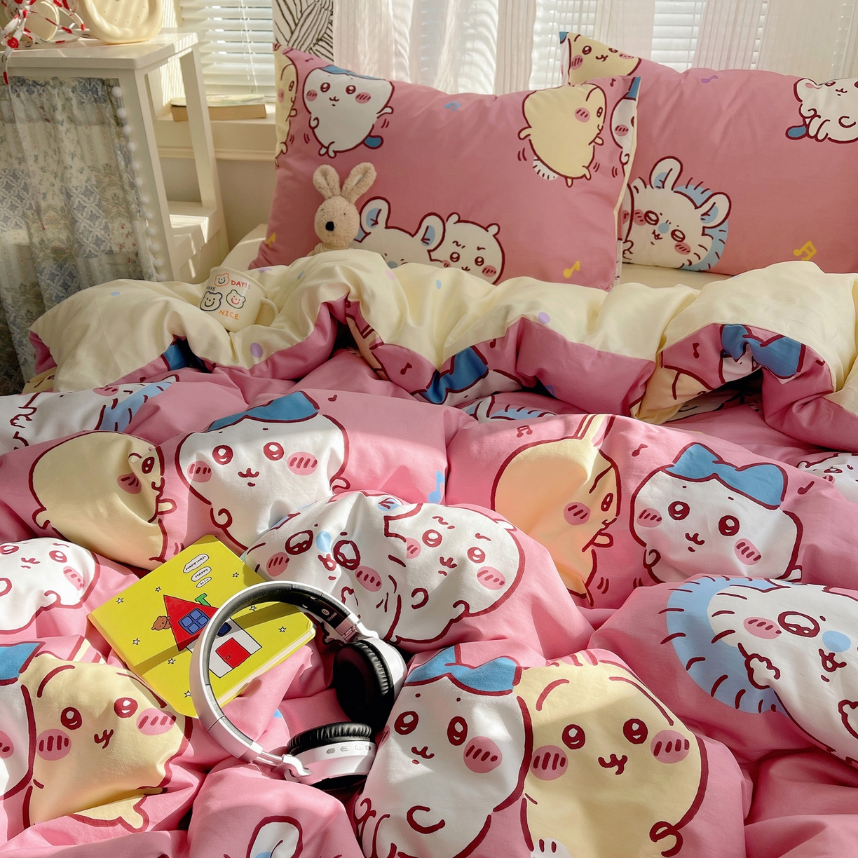 91家纺网 家纺一手货源 找家纺 耀悦家纺 2026新款正版授权吉伊卡哇全棉纯棉四件套单被套枕套 捣蛋莫莫咖