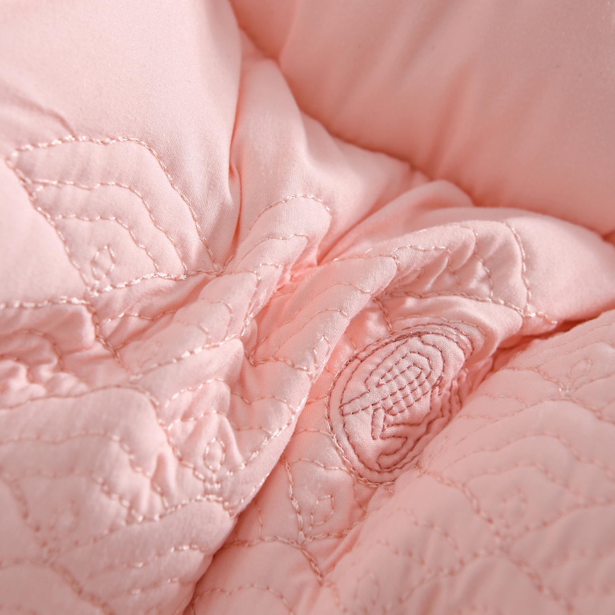 91家纺网 家纺一手货源 找家纺 鼎晟纺 2025新款绣花款遇见锦鲤分区定型枕学生枕头成人枕芯 遇见锦鲤-粉色单只装