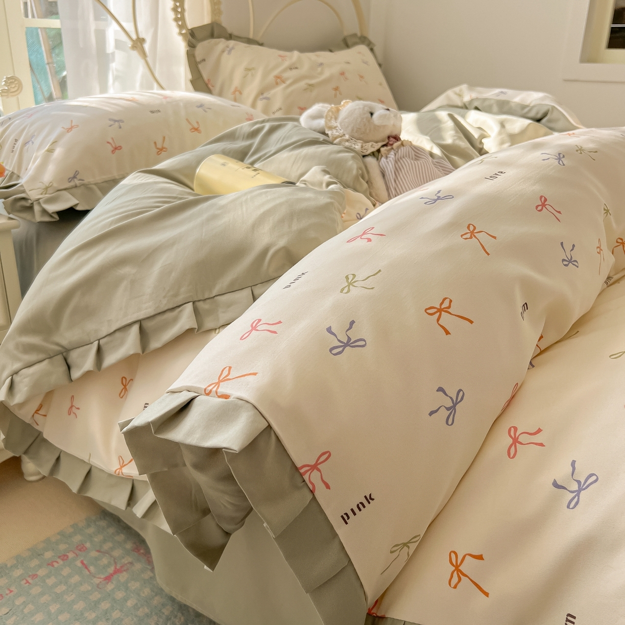 91家纺网 家纺一手货源 找家纺 （总）韩巢家纺 2026新款花边款针织双层纱四件套