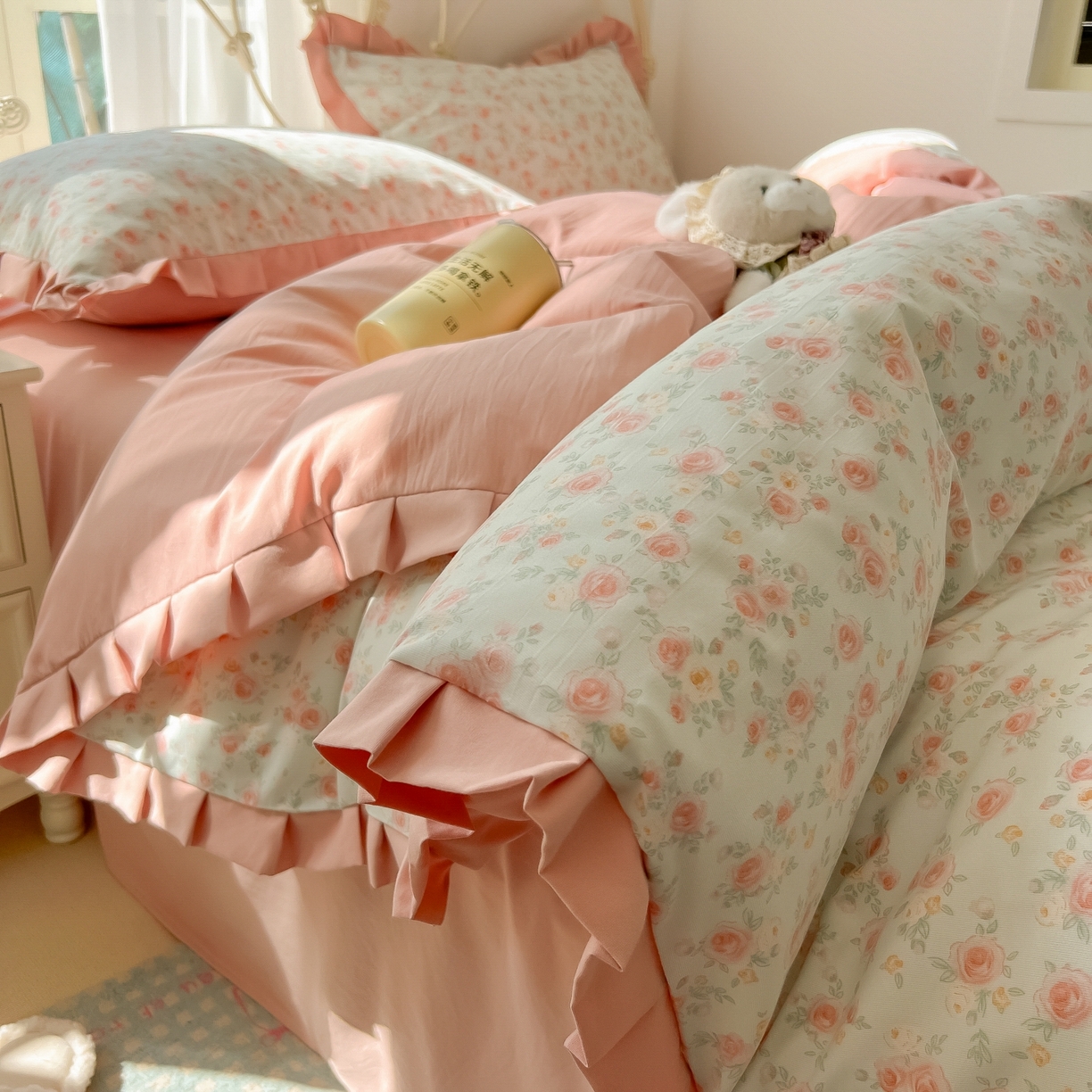 91家纺网 家纺一手货源 找家纺 韩巢家纺 2026新款花边款针织双层纱四件套 塞林娜绿