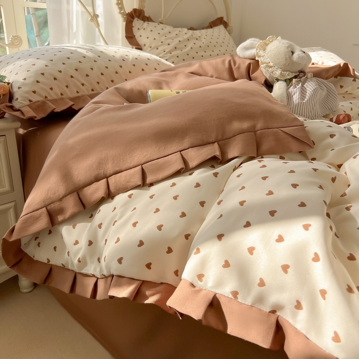 91家纺网 家纺一手货源 找家纺 韩巢家纺 2026新款花边款针织双层纱四件套 爱心