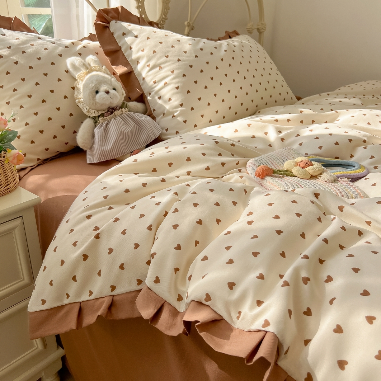 91家纺网 家纺一手货源 找家纺 韩巢家纺 2026新款花边款针织双层纱四件套 爱心