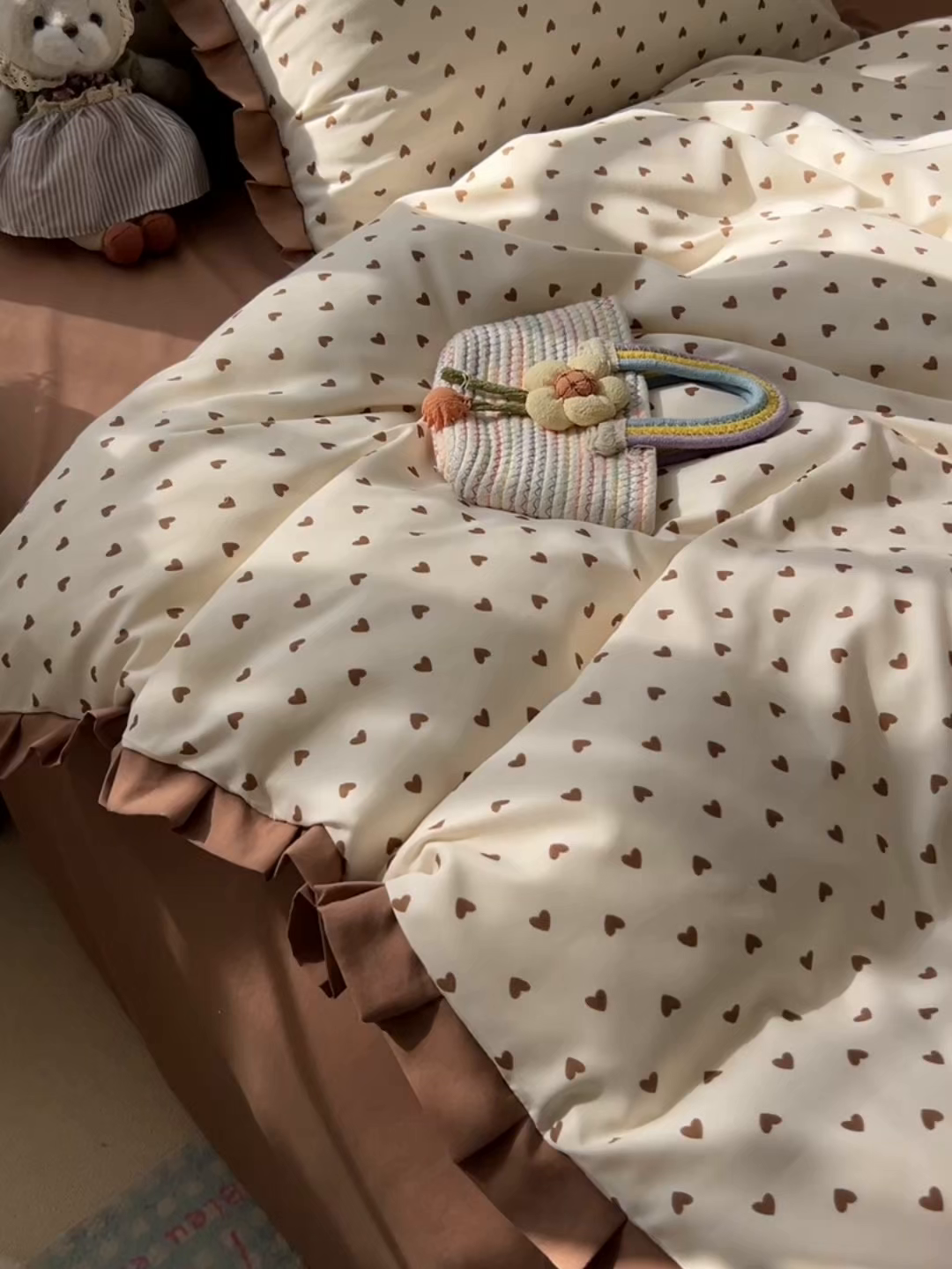 91家纺网 家纺一手货源 找家纺 韩巢家纺 2026新款花边款针织双层纱四件套 爱心