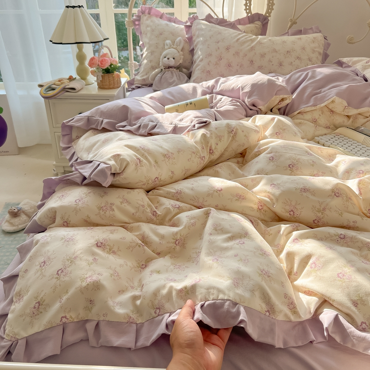 91家纺网 家纺一手货源 找家纺 韩巢家纺 2026新款花边款针织双层纱四件套 春意花开