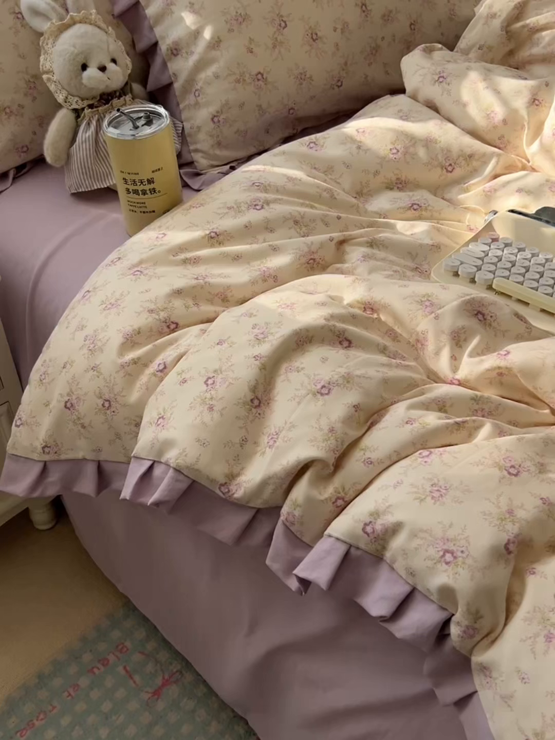 91家纺网 家纺一手货源 找家纺 韩巢家纺 2026新款花边款针织双层纱四件套 春意花开