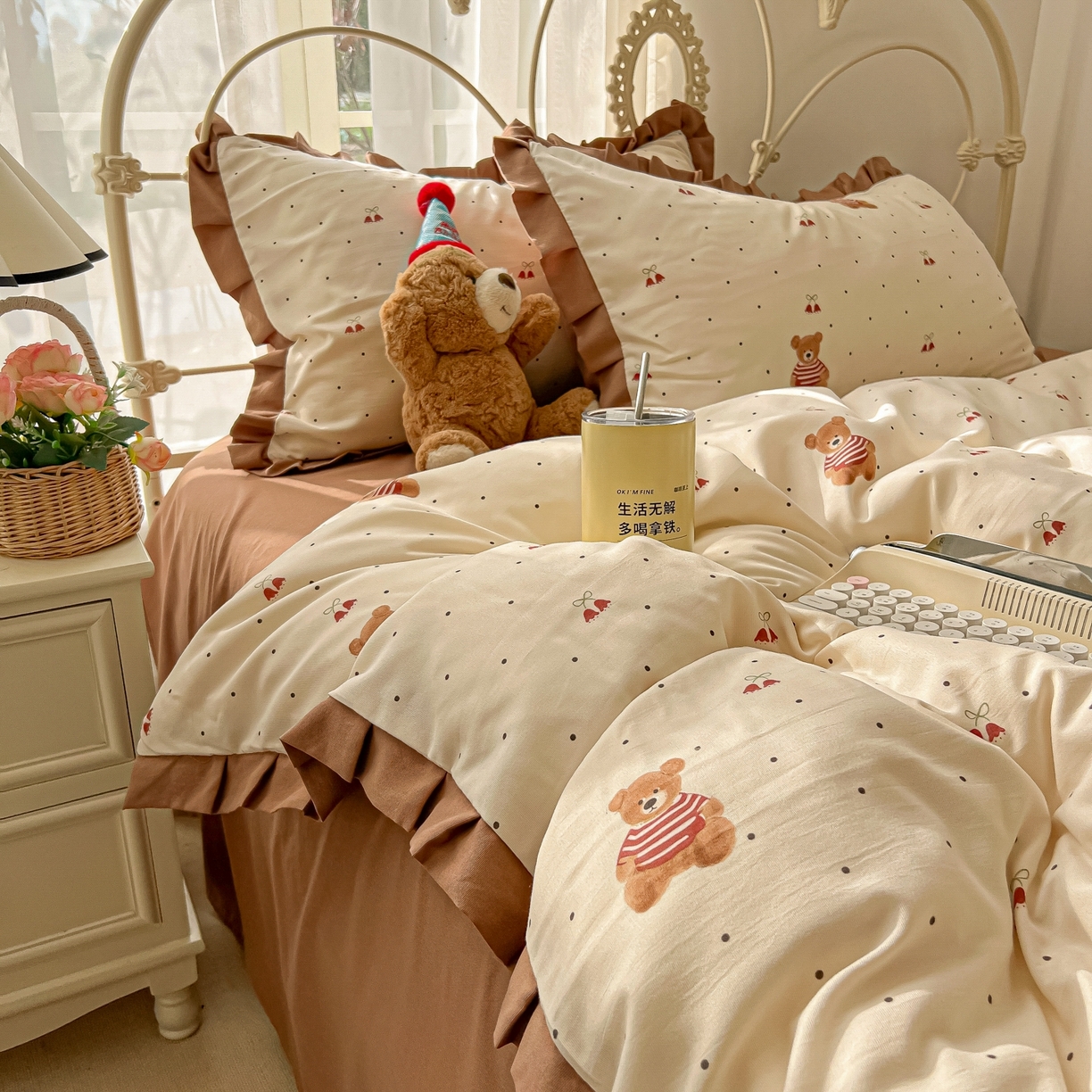 91家纺网 家纺一手货源 找家纺 韩巢家纺 2026新款花边款针织双层纱四件套 叮当熊