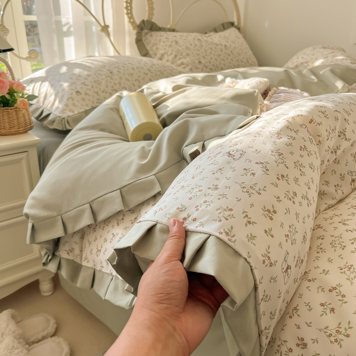 91家纺网 家纺一手货源 找家纺 韩巢家纺 2026新款花边款针织双层纱四件套 花田薇