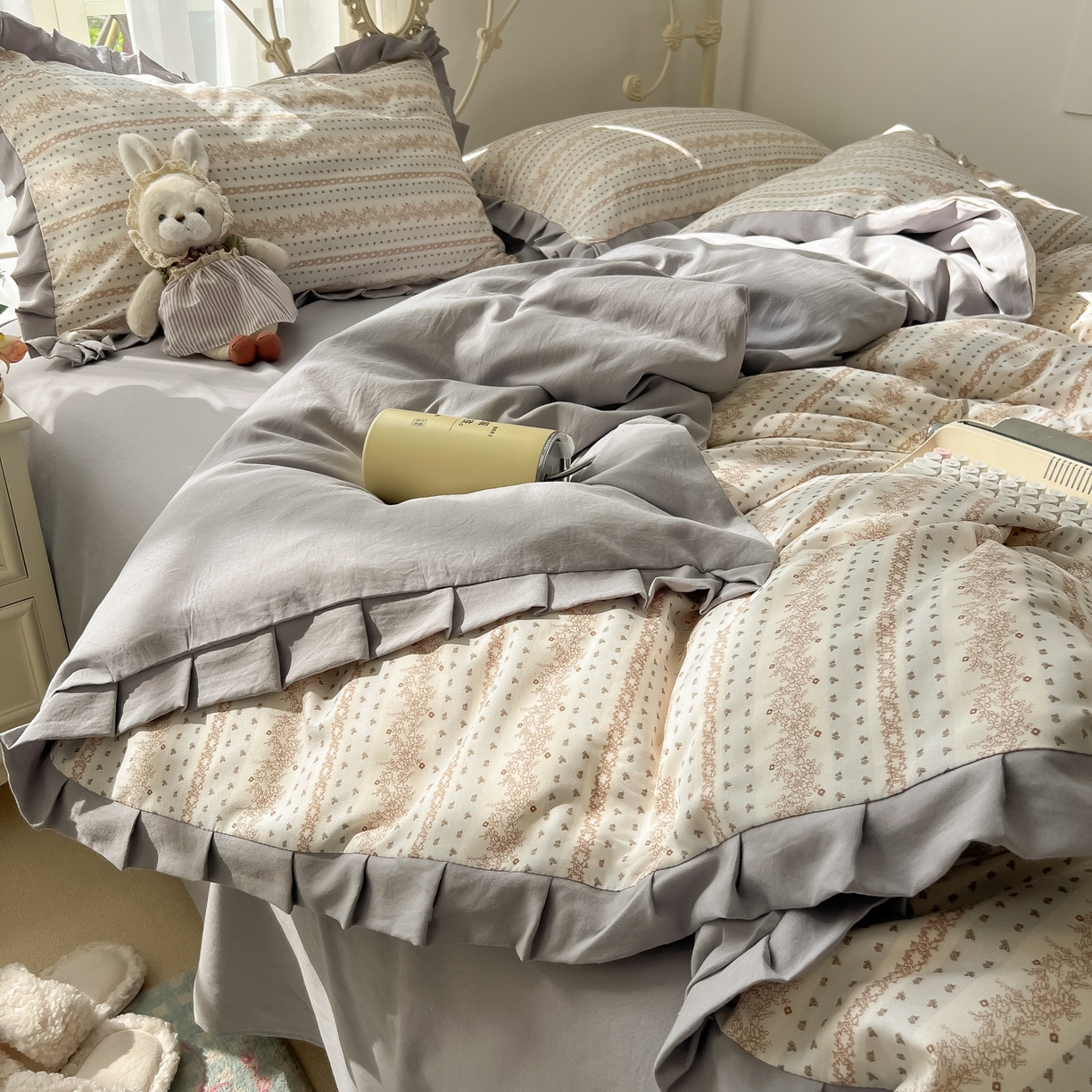 91家纺网 家纺一手货源 找家纺 韩巢家纺 2026新款花边款针织双层纱四件套 木昔