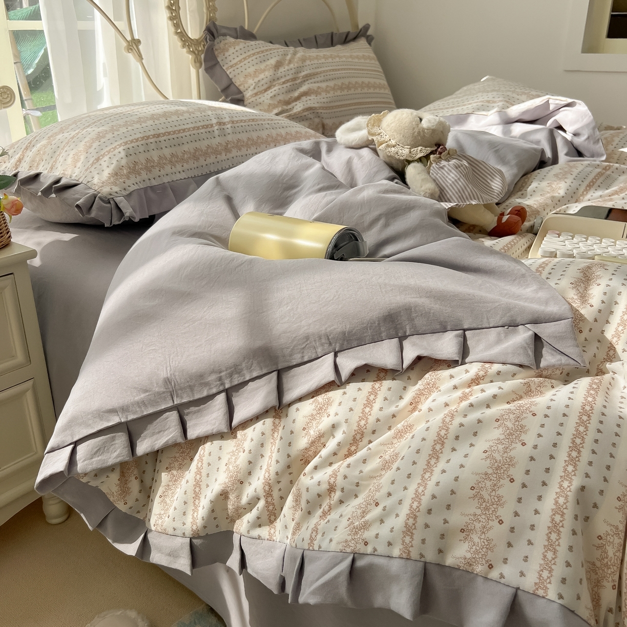 91家纺网 家纺一手货源 找家纺 韩巢家纺 2026新款花边款针织双层纱四件套 木昔