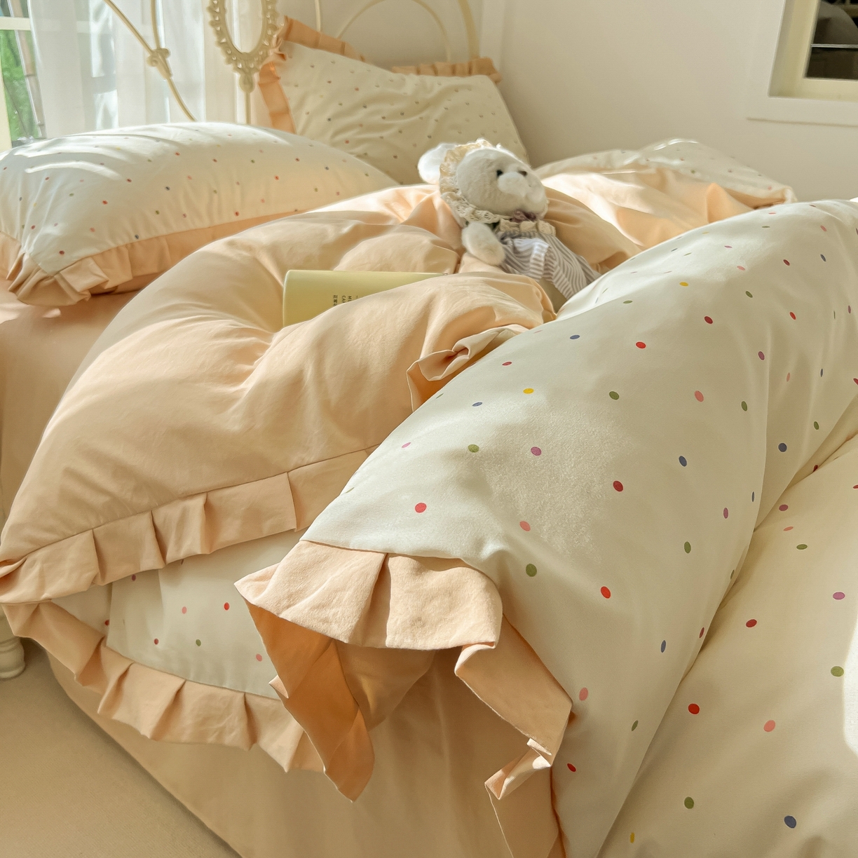 韩巢家纺 2026新款花边款针织双层纱四件套 奶油波点米