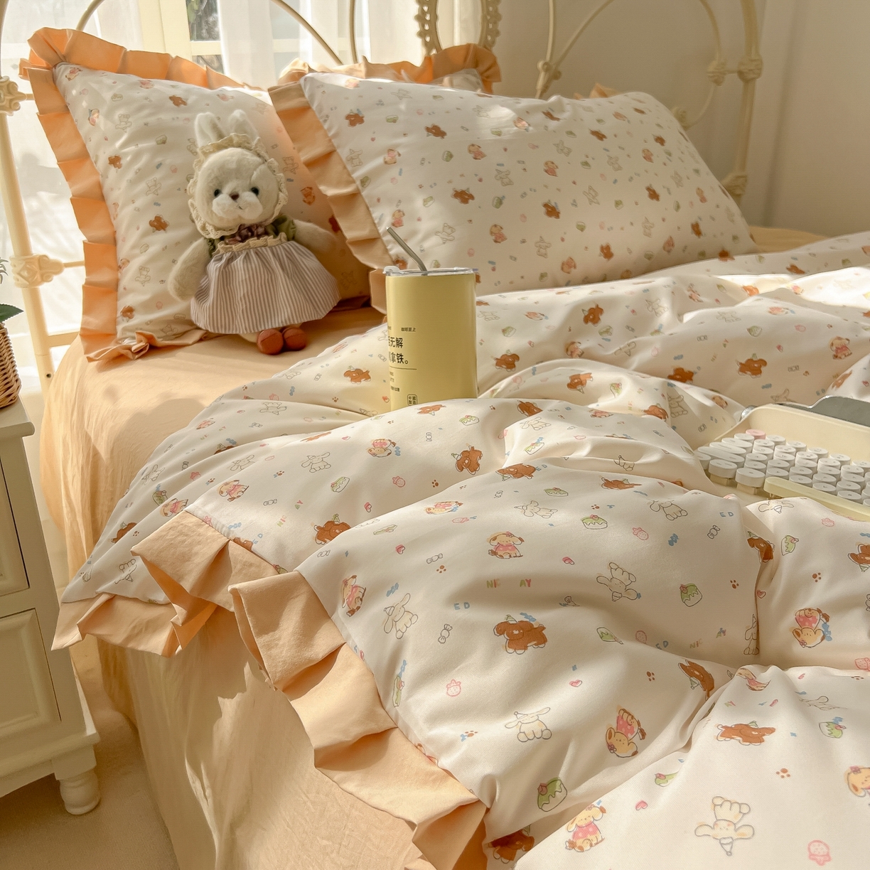 91家纺网 家纺一手货源 找家纺 韩巢家纺 2026新款花边款针织双层纱四件套 奶油狗