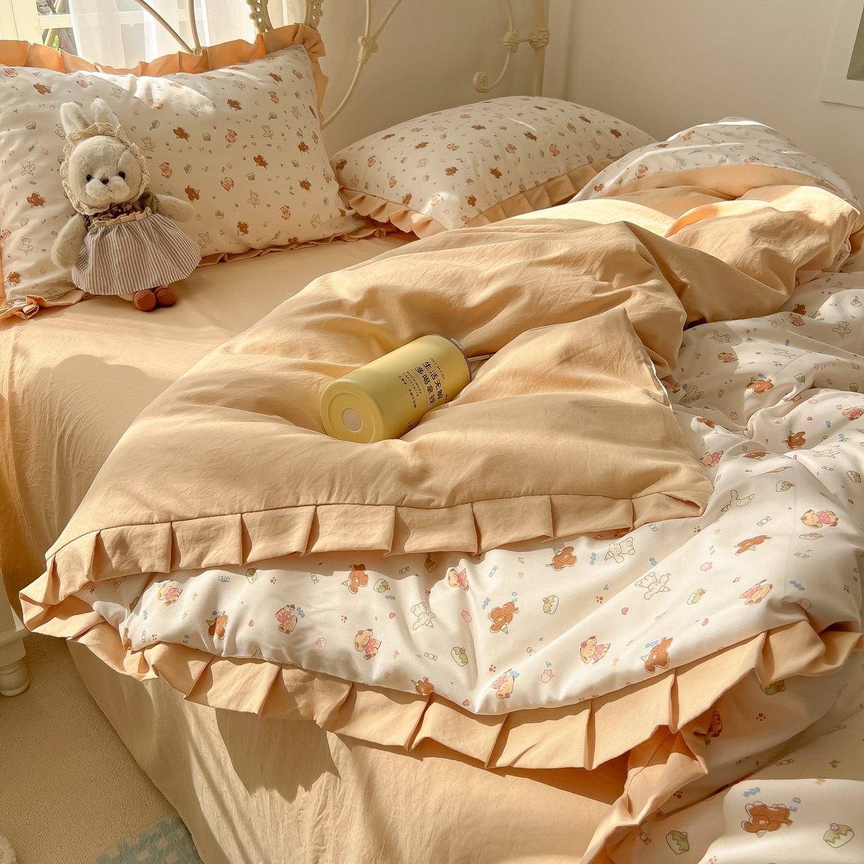 91家纺网 家纺一手货源 找家纺 韩巢家纺 2026新款花边款针织双层纱四件套 奶油狗