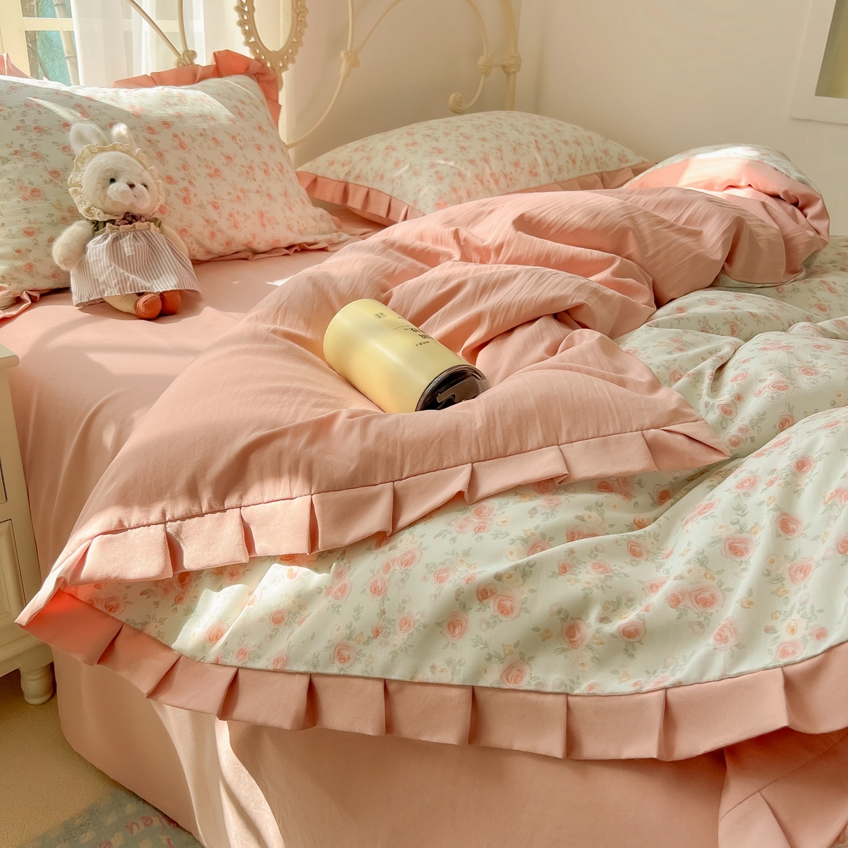 91家纺网 家纺一手货源 找家纺 韩巢家纺 2026新款花边款针织双层纱四件套 塞林娜绿