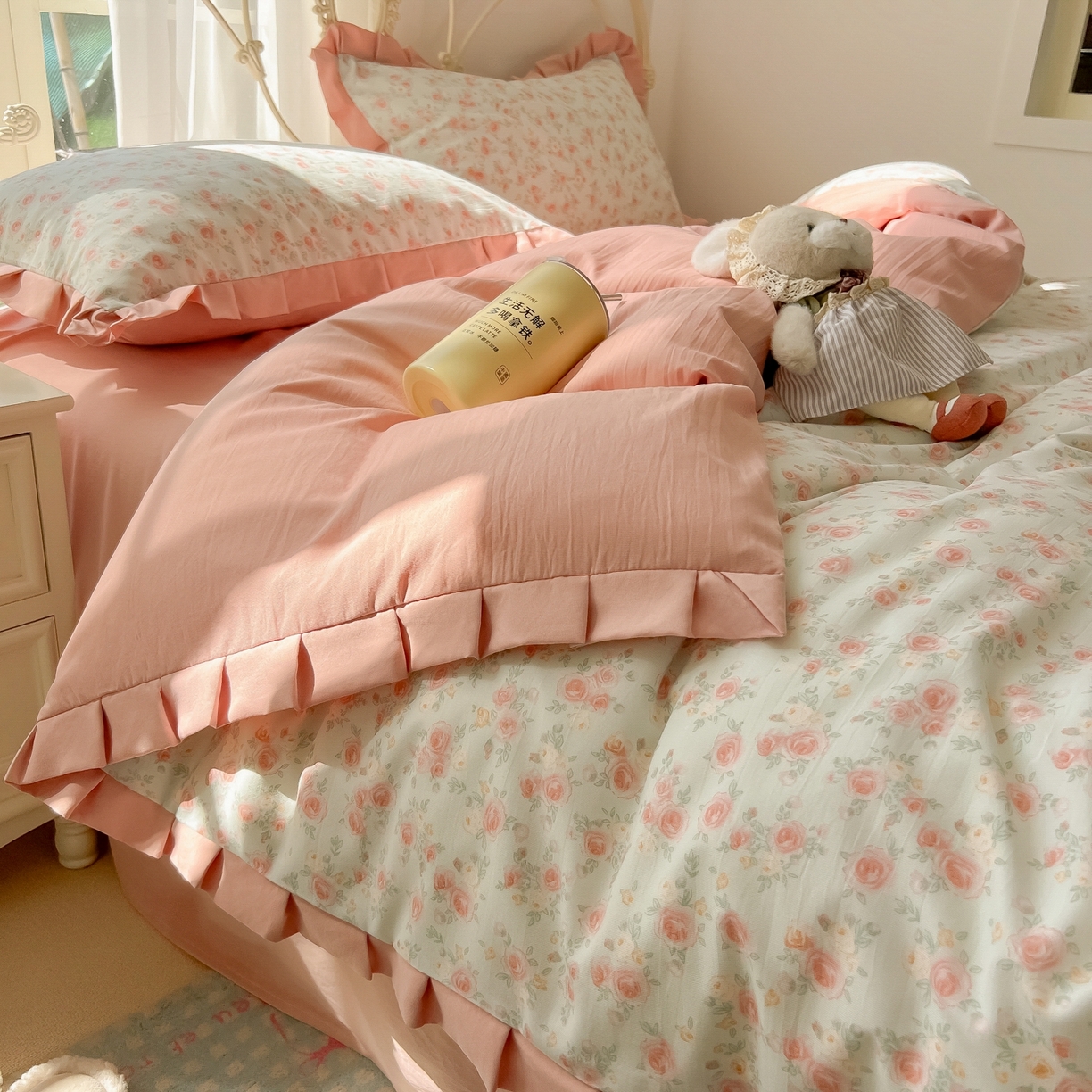 91家纺网 家纺一手货源 找家纺 韩巢家纺 2026新款花边款针织双层纱四件套 塞林娜绿