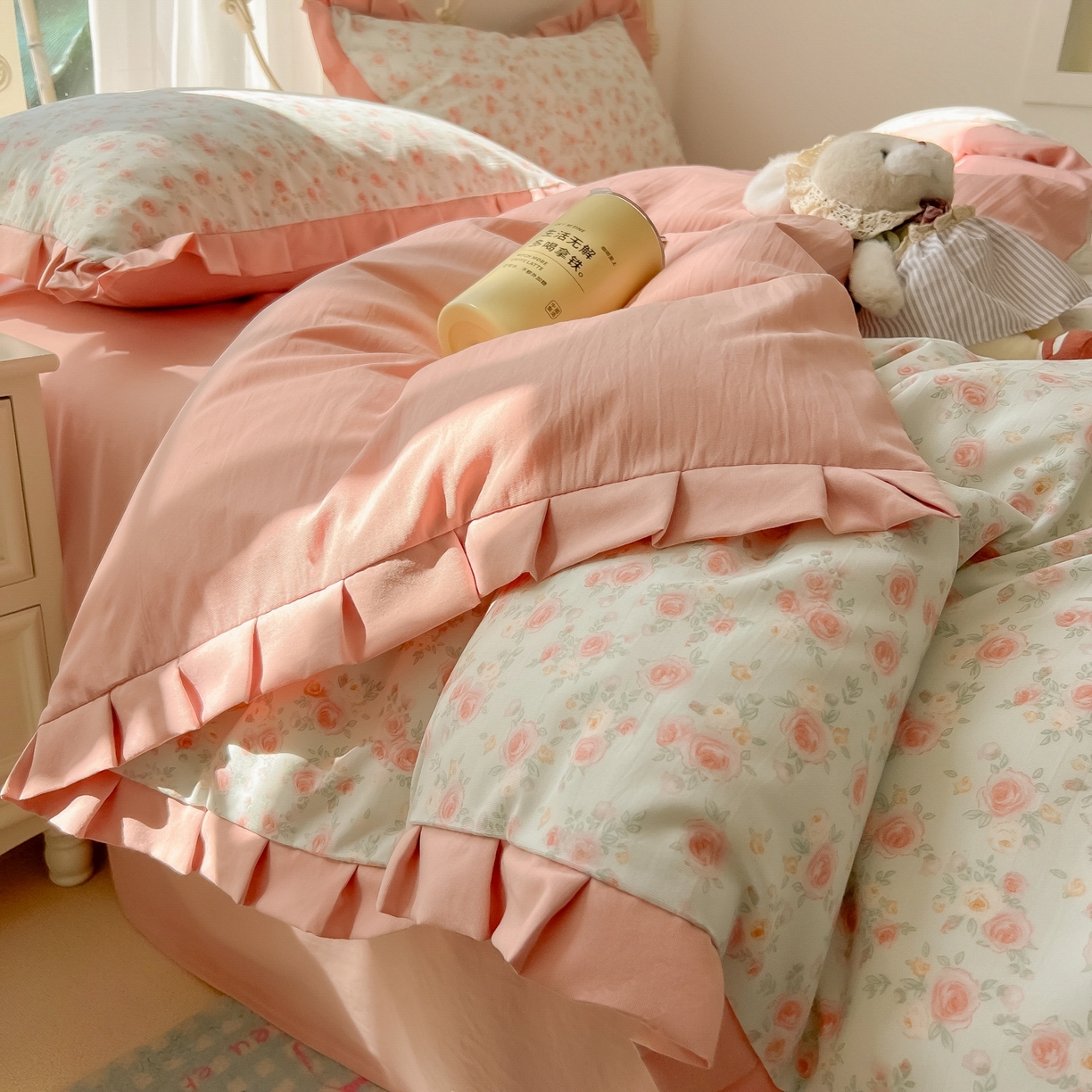 91家纺网 家纺一手货源 找家纺 韩巢家纺 2026新款花边款针织双层纱四件套 塞林娜绿