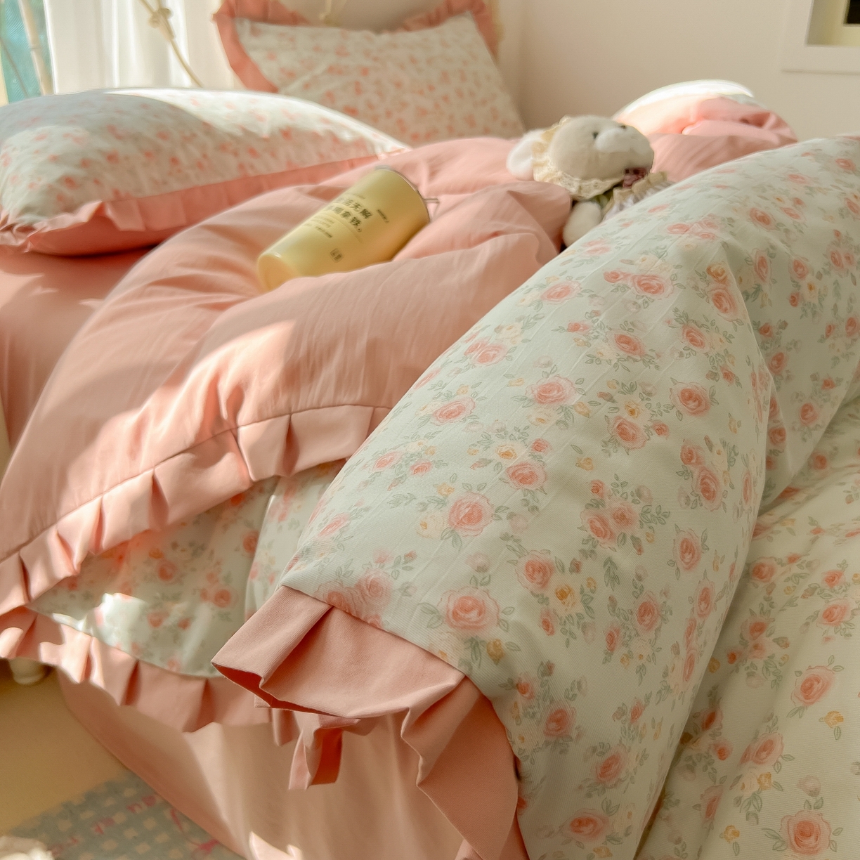 91家纺网 家纺一手货源 找家纺 韩巢家纺 2026新款花边款针织双层纱四件套 塞林娜绿