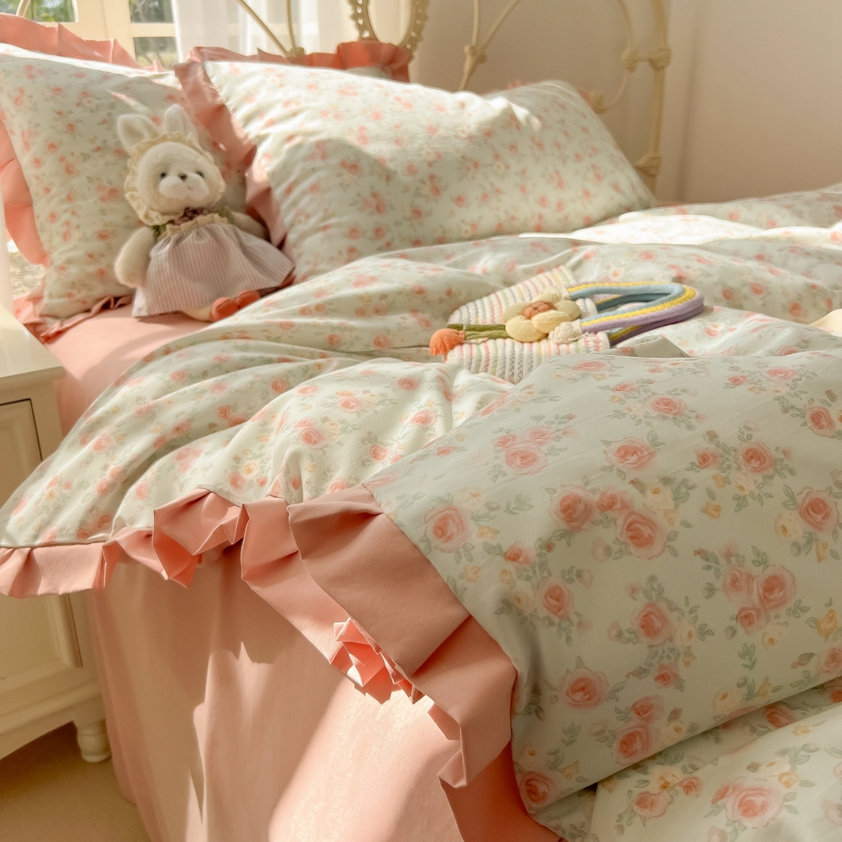 91家纺网 家纺一手货源 找家纺 韩巢家纺 2026新款花边款针织双层纱四件套 塞林娜绿